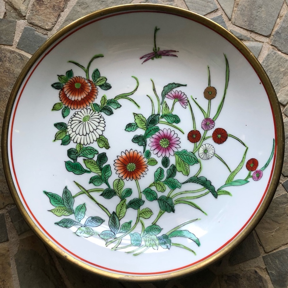 6427 Japanese Porcelain Decorative Bowl Hand Painted Horchow Brass Encased